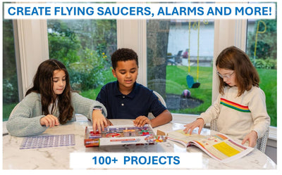 Snap Circuits Jr. SC-100 – STEM Electronics Kit with 100+ Projects for Kids (Ages 8+)